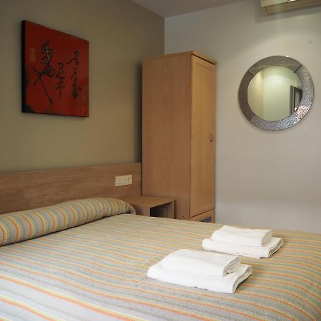 Pension Acella Памплона Экстерьер фото